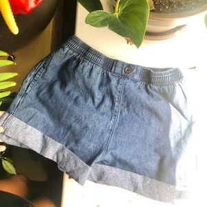 Urban Outfitters Scrunch Waist Mom Shorts